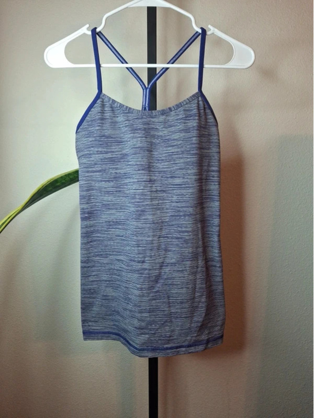 Lululemon Women's Tank Top size 8